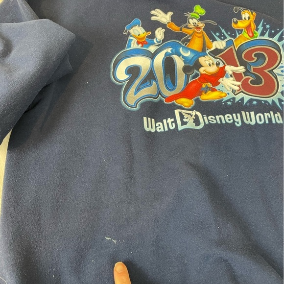 Disney World 2013 Navy Sweatshirt - Picture 11 of 12